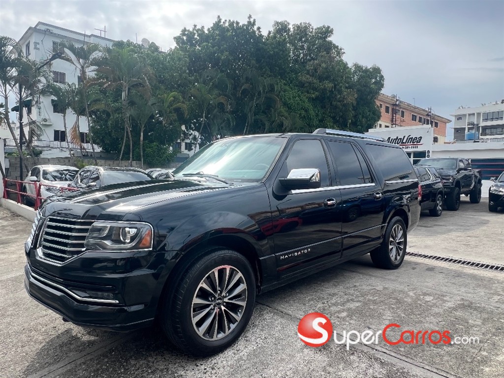 2017 Lincoln Navigator LONG