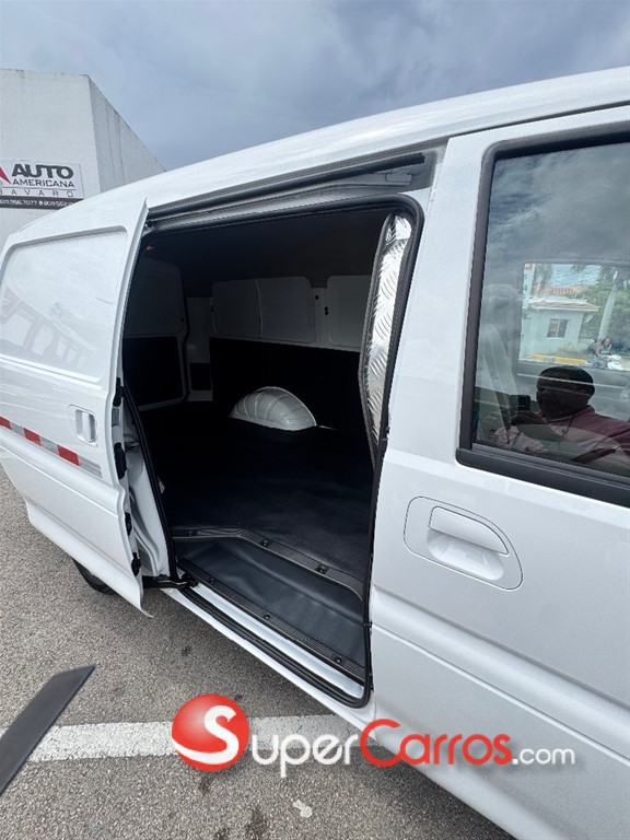 2026 Forthing V3 — foto 10 / 11