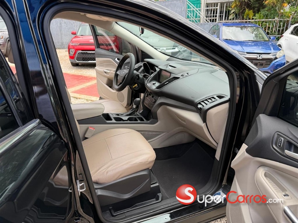 2017 Ford Escape SE Ecoboost — foto 7 / 10