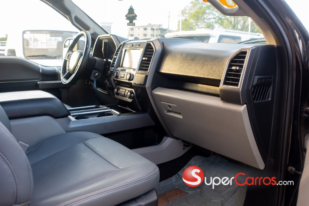 2018 Ford F 150 XLT — foto 7 / 9