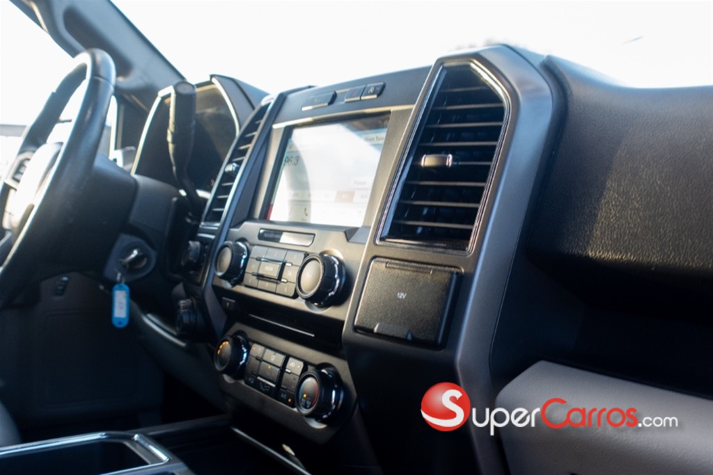 2018 Ford F 150 XLT — foto 8 / 9