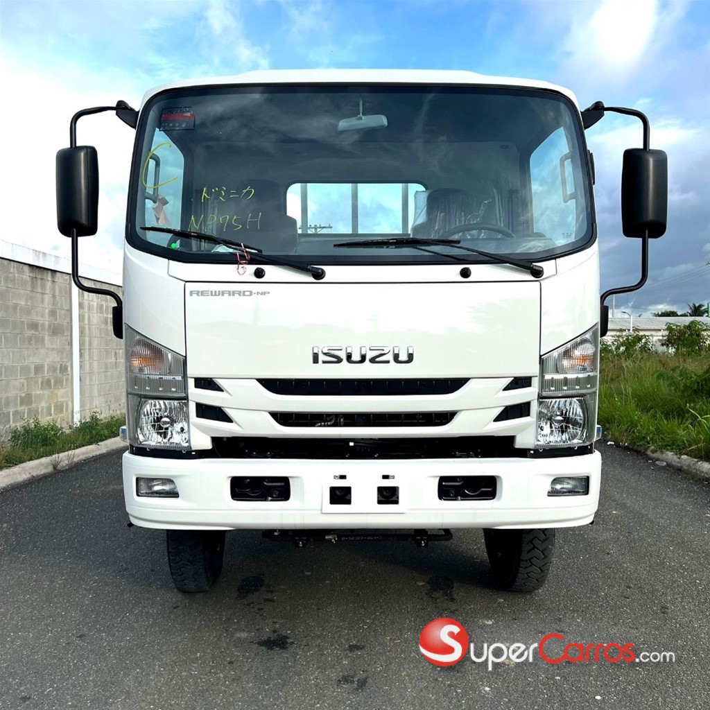 2025 Isuzu NPS 14 Pies — foto 2 / 12