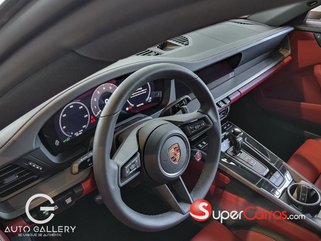 2025 Porsche 911 Carrera — foto 7 / 11