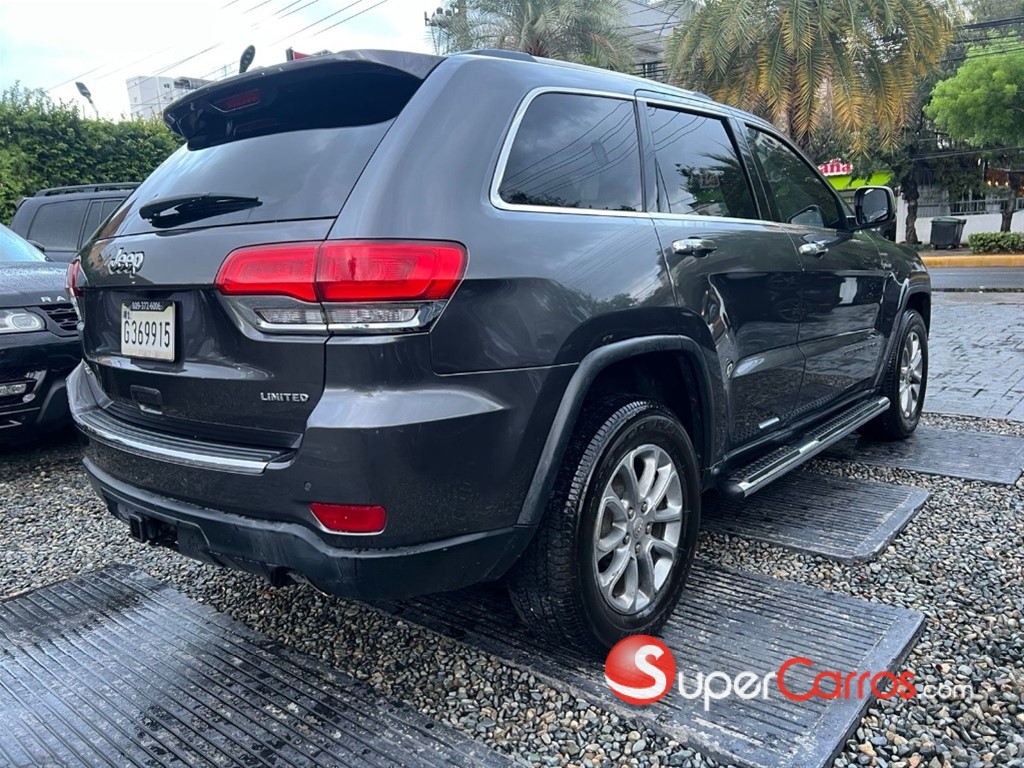 2015 Jeep Cherokee Laredo — foto 6 / 8