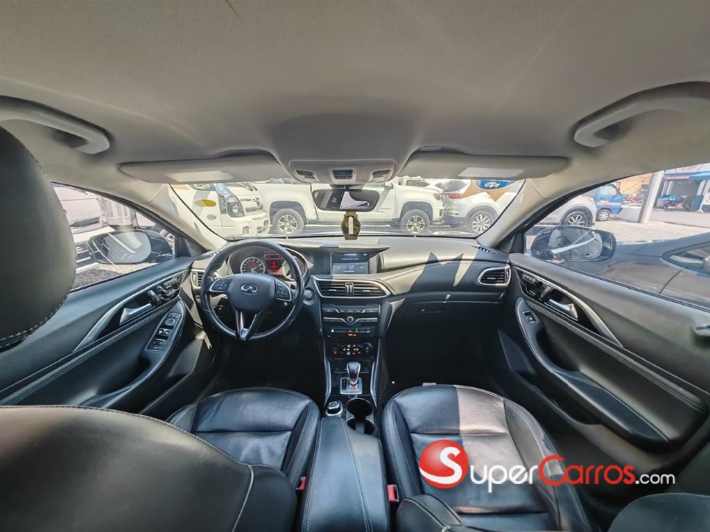 2018 Infiniti QX-30 — foto 7 / 8