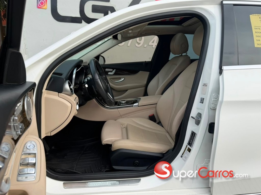 2019 Mercedes-Benz Clase C 300 — foto 7 / 12