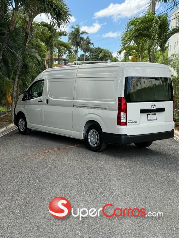 2025 Toyota Hiace — foto 3 / 5