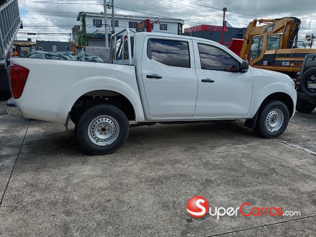 2020 Nissan Frontier NP300 — foto 2 / 12