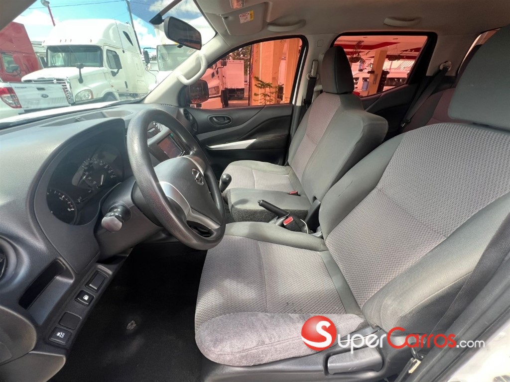 2020 Nissan Frontier NP300 — foto 6 / 12