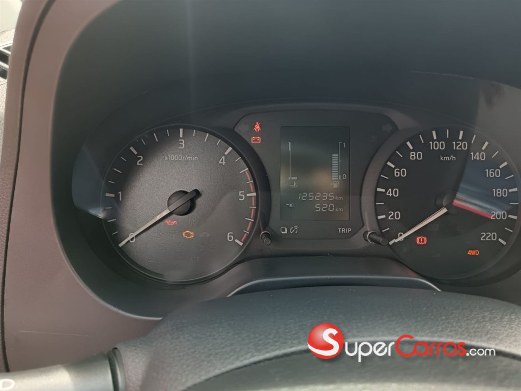 2020 Nissan Frontier NP300 — foto 9 / 12
