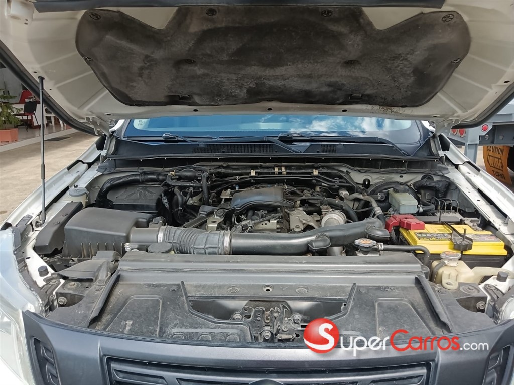 2020 Nissan Frontier NP300 — foto 11 / 12