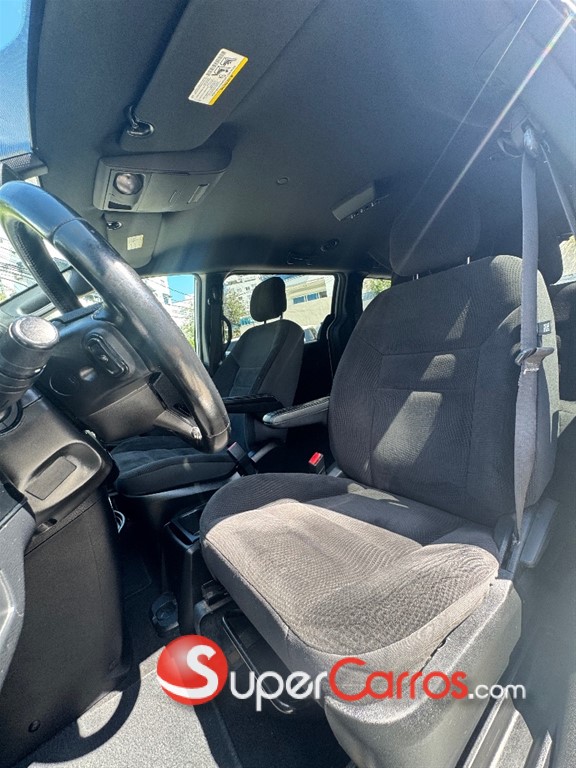 2019 Dodge Caravan — foto 5 / 10