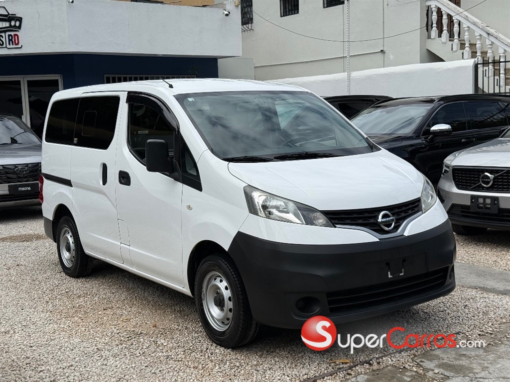 2021 Nissan NV 200 — foto 3 / 9
