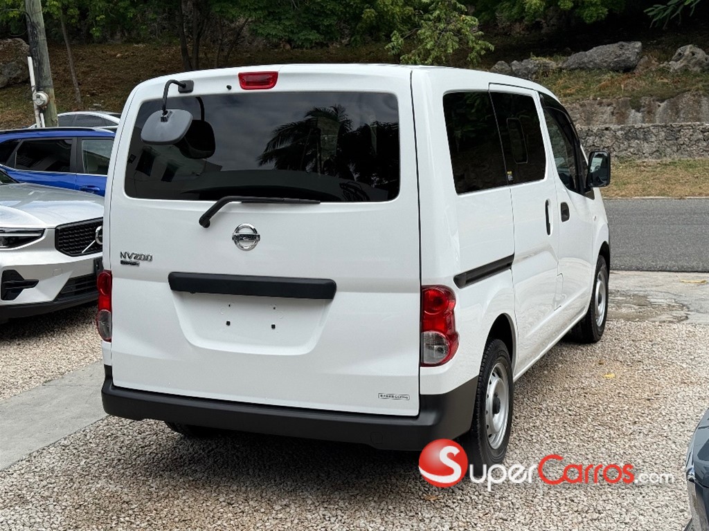 2021 Nissan NV 200 — foto 9 / 9