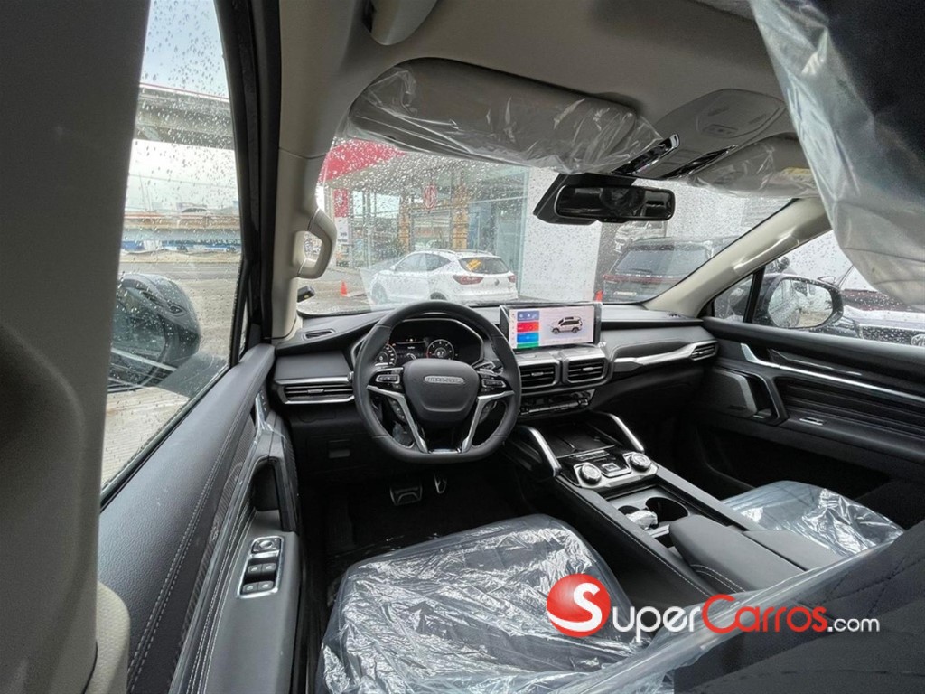 2025 Maxus D90 LUX — foto 2 / 4