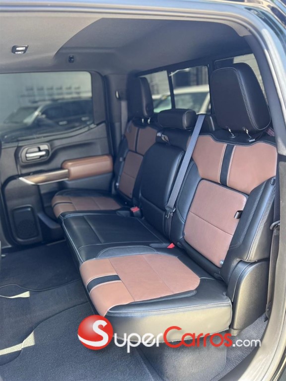 2020 Chevrolet Silverado 2500HD High Country — foto 8 / 10