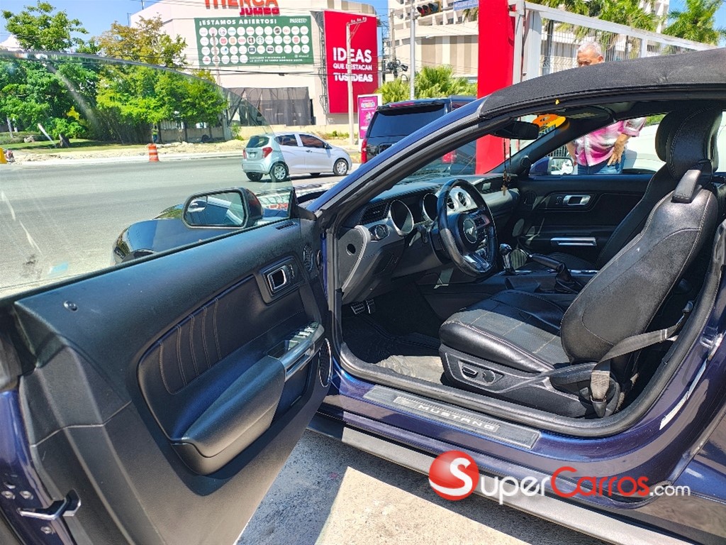 2018 Ford Mustang Convertible — foto 3 / 8
