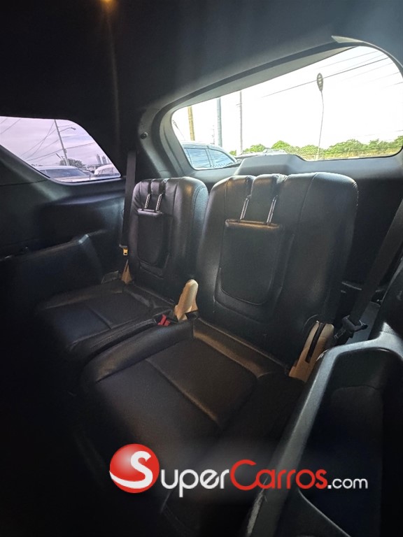 2017 Ford Explorer — foto 8 / 10