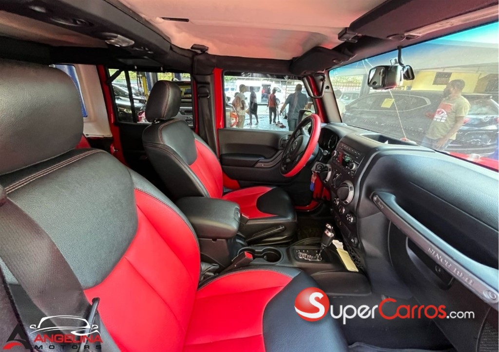 2016 Jeep Wrangler Unlimited — foto 8 / 9