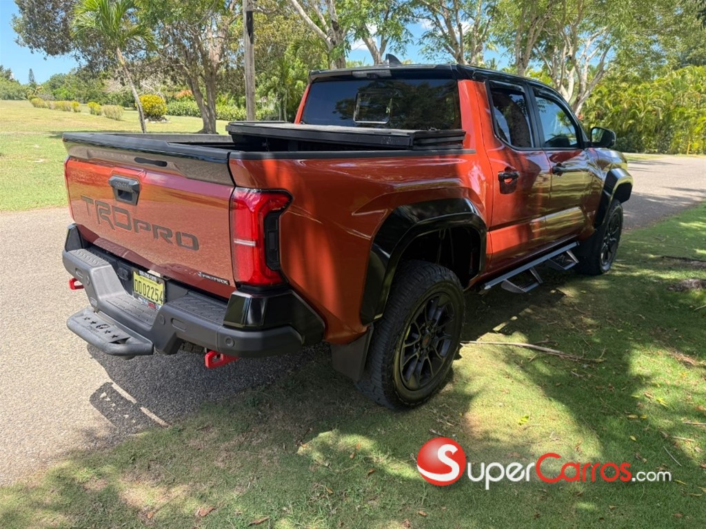 2024 Toyota Tacoma TRD PRO — foto 4 / 12