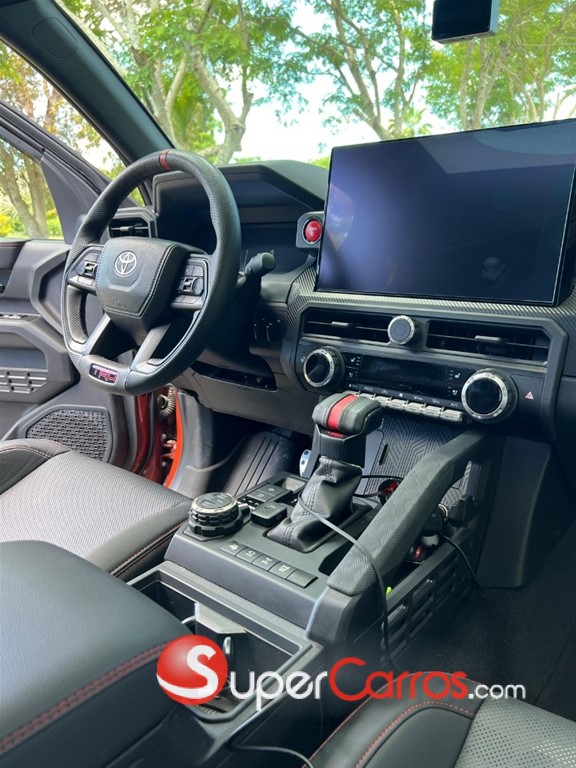 2024 Toyota Tacoma TRD PRO — foto 6 / 12