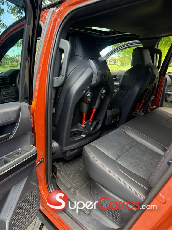 2024 Toyota Tacoma TRD PRO — foto 8 / 12
