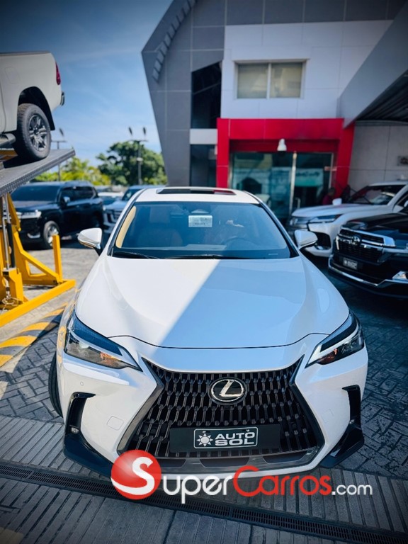 2025 Lexus NX 350 Hybrid — foto 2 / 11