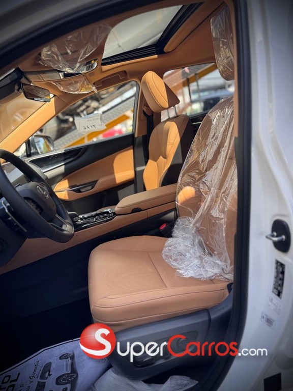 2025 Lexus NX 350 Hybrid — foto 8 / 11
