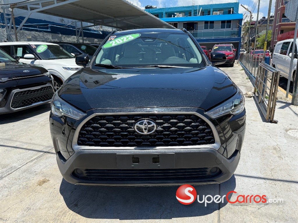2023 Toyota Corolla Cross — foto 2 / 12