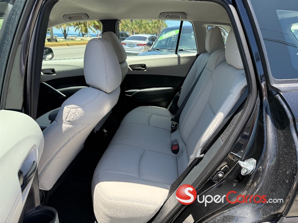 2023 Toyota Corolla Cross — foto 8 / 12