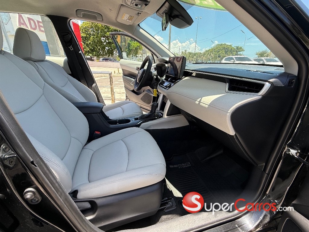 2023 Toyota Corolla Cross — foto 10 / 12