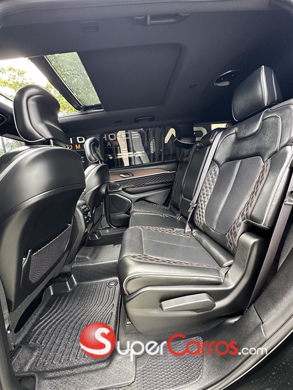 2021 Jeep Grand Cherokee L Summit — foto 3 / 12