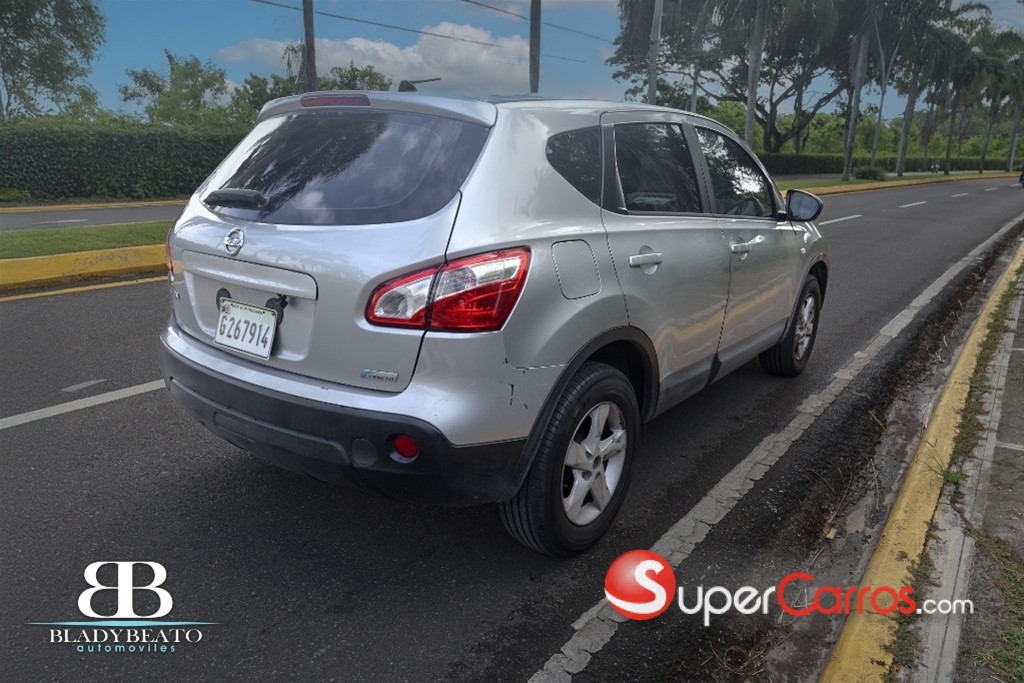 2012 Nissan Qashqai — foto 7 / 12