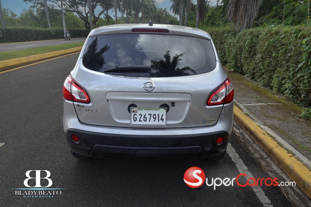 2012 Nissan Qashqai — foto 8 / 12