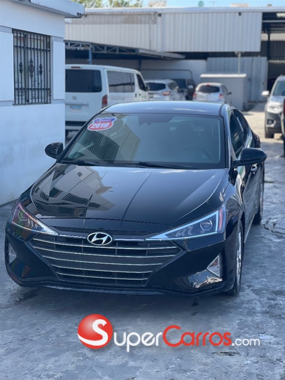 2019 Hyundai Elantra — foto 3 / 9