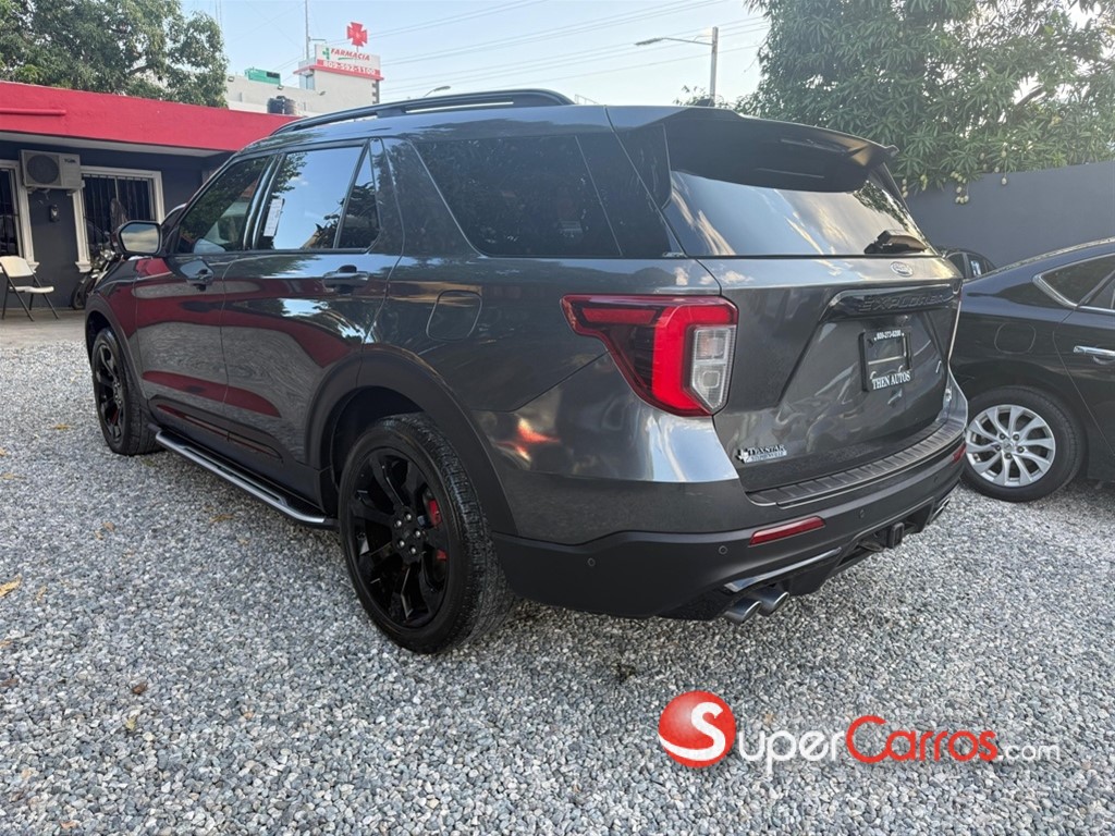 2020 Ford Explorer ST — foto 4 / 12