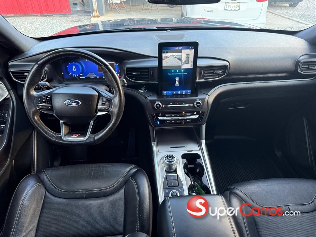 2020 Ford Explorer ST — foto 8 / 12