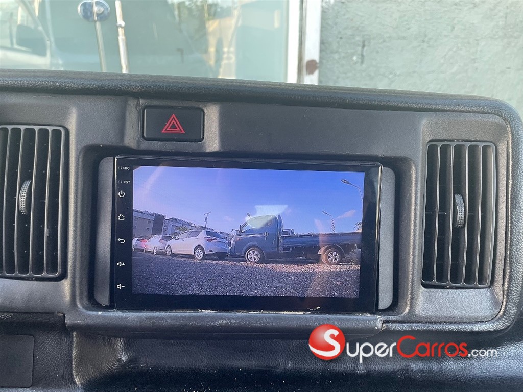 2018 Daihatsu Hijet — foto 7 / 8