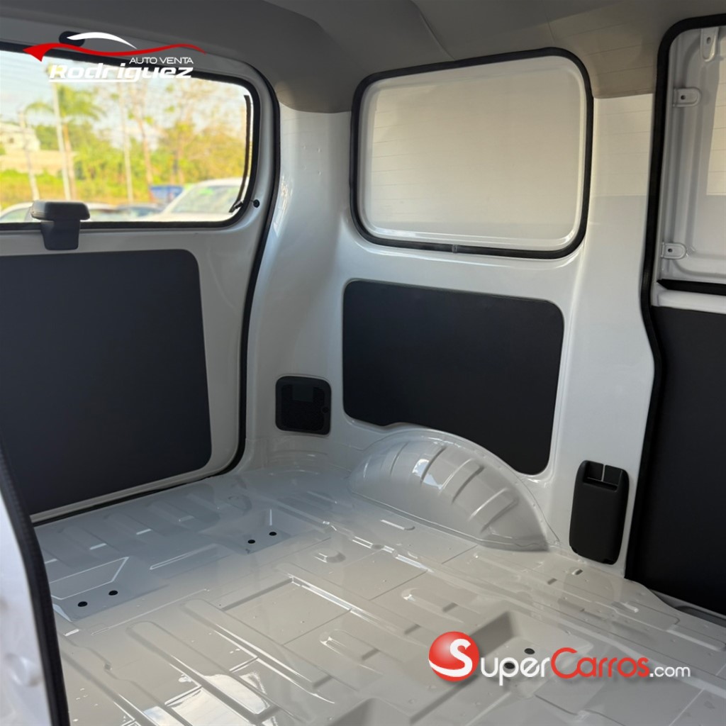 2025 Suzuki APV Carga — foto 3 / 6
