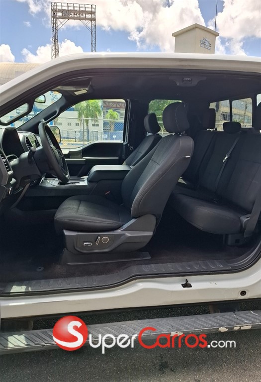 2017 Ford F 150 XLT ECOBOOST — foto 7 / 10
