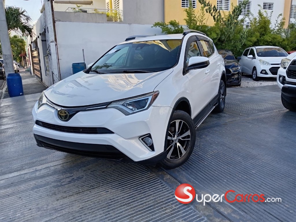 2017 Toyota RAV4 LE