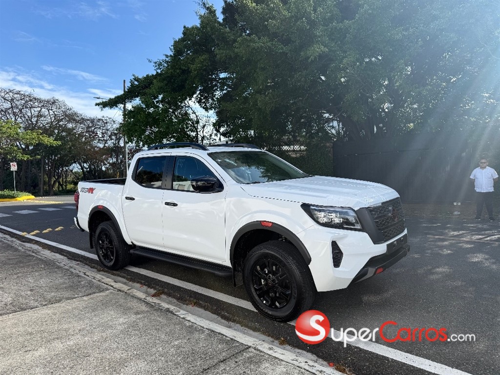 2026 Nissan Navara PRO X4 — foto 4 / 11