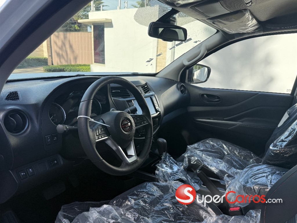 2026 Nissan Navara PRO X4 — foto 8 / 11