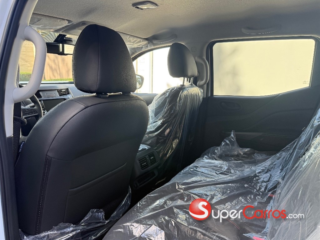 2026 Nissan Navara PRO X4 — foto 10 / 11