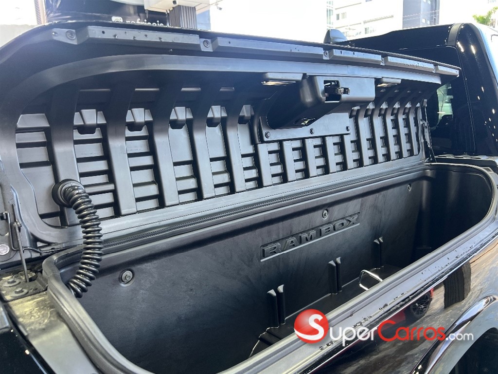 2025 Dodge Ram Laramie — foto 5 / 12