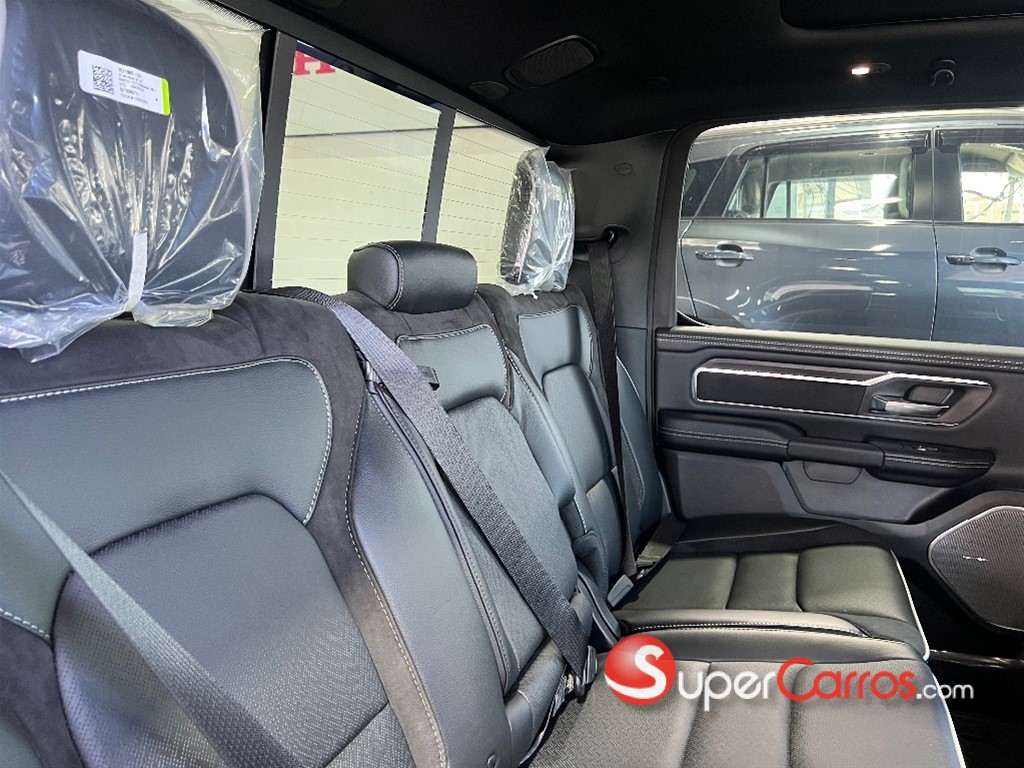 2025 Dodge Ram Laramie — foto 11 / 12