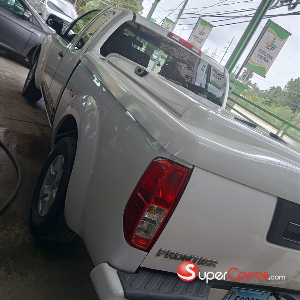 2018 Nissan Frontier SV — foto 3 / 10