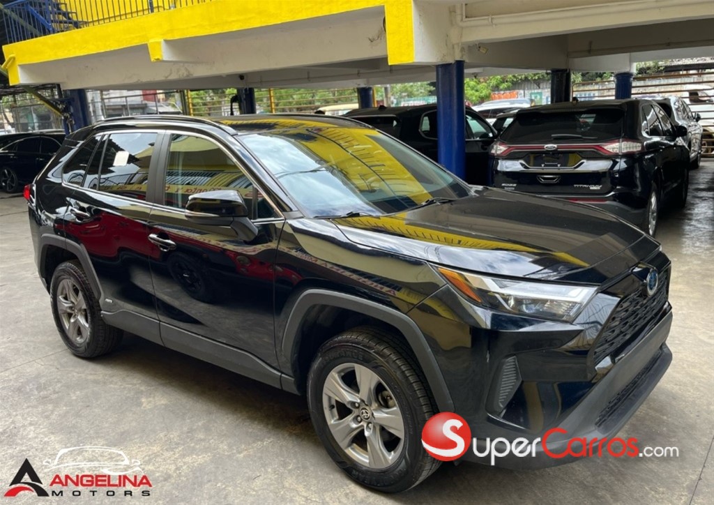 2022 Toyota RAV4 XLE Hybrid