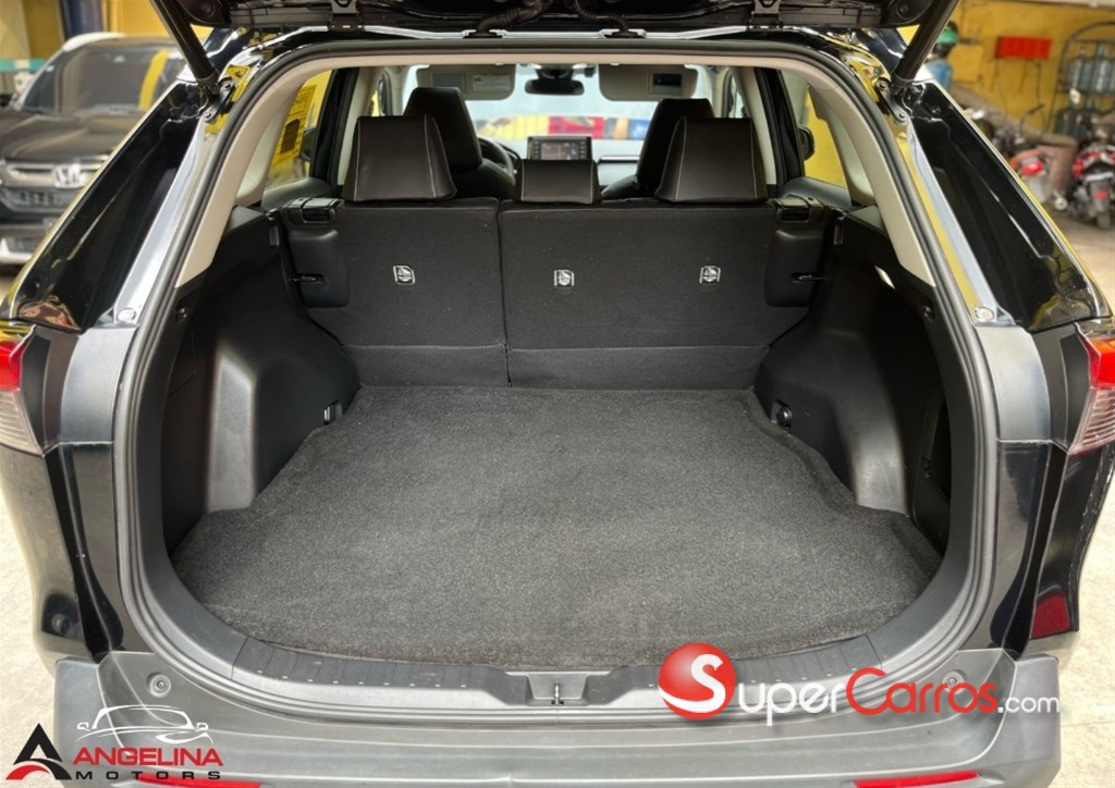 2022 Toyota RAV4 XLE Hybrid — foto 5 / 10