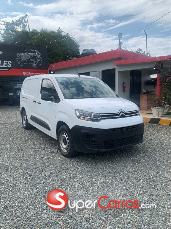 2020 Citroen Berlingo — foto 4 / 7